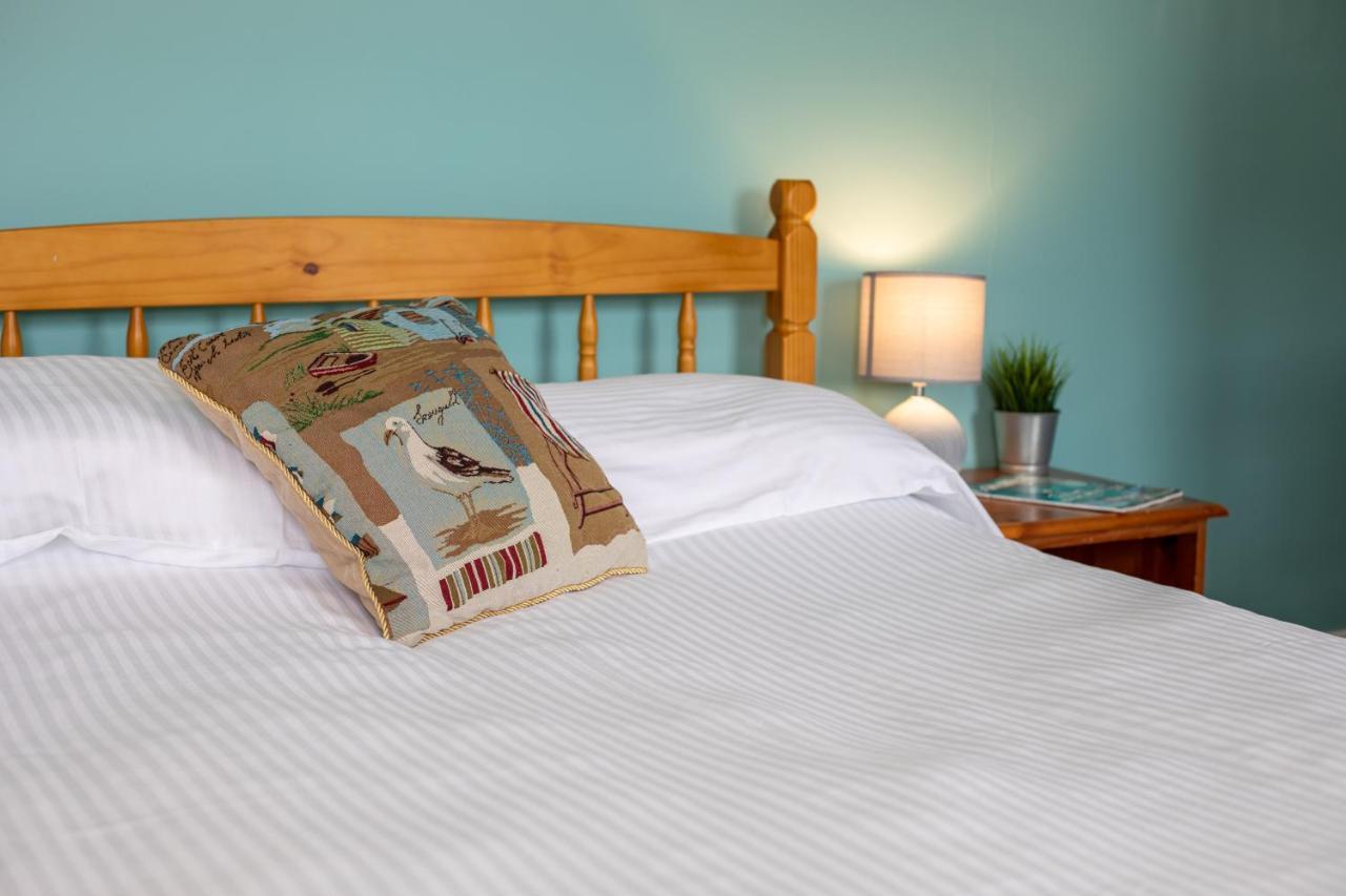 Oa Surf Club Bed & Breakfast Bude Exterior photo